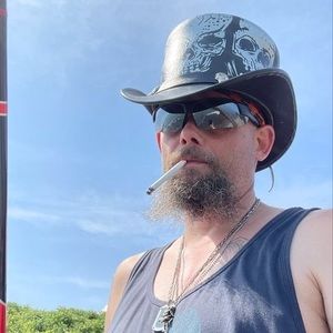 Meet your Posher, Rob croc